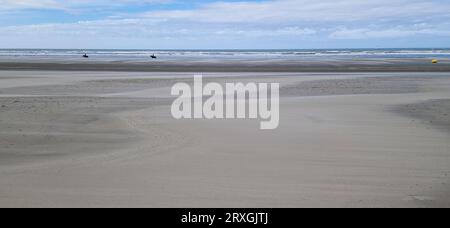 Sandstrand in der Nähe von Quend-Plage, Somme, Haut-de-France, Frankreich Stockfoto