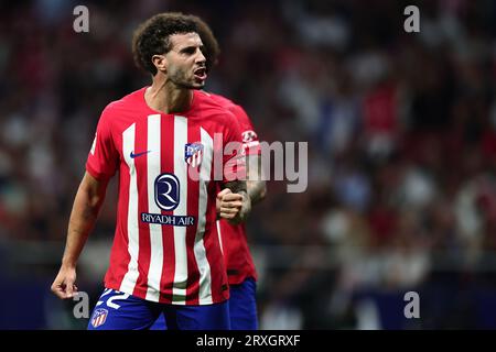 Mario Hermoso vom Club Atletico de Madrid feiert während des La-Liga-Spiels zwischen Club Atletico de Madrid und Real Madrid CF am 24. September 2023 im Civitas Metropolitano Stadium in Madrid Spanien. Stockfoto