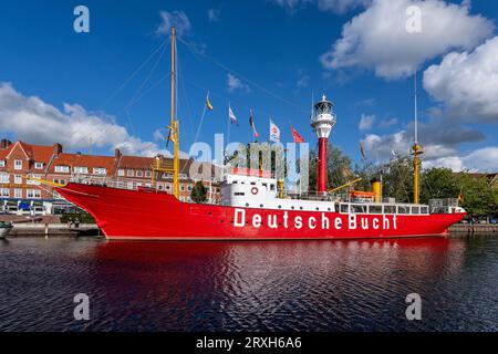 Stillgelegtes Lichtschiff „Amrumbank“ im Emdener Hafen Stockfoto