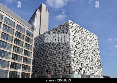 Die City Lofts, das Charles Street Parkhaus und die Skyline des Sheffield City Centers England Großbritannien große Innenstadtarchitektur Stockfoto