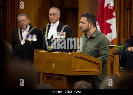 Ottawa, Kanada. September 2023. Der ukrainische Präsident Wolodymyr Zelenskyy hält am 22. September 2023 in Ottawa, Kanada, eine Rede vor dem Unterhaus auf dem Parliament Hill. Kredit: Ukrainischer Ratsvorsitz/Ukrainisches Pressebüro/Alamy Live News Stockfoto