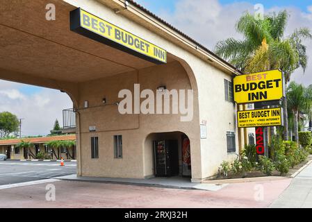 STANTON, KALIFORNIEN - 17. SEPTEMBER 2023: Das Best Budget Inn am Harbor Boulevard. Stockfoto