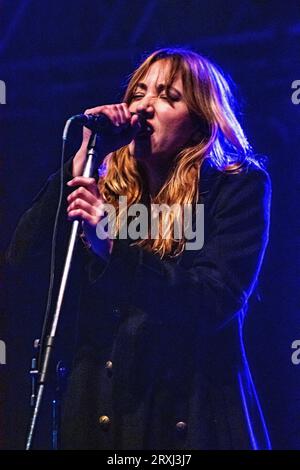 Die argentinische Sängerin Delfina Campos während einer Show in Buenos Aires, Argentinien. Stockfoto