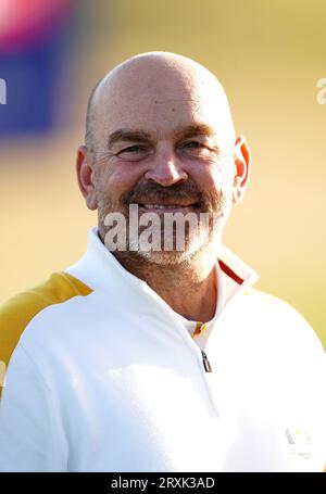 Team Europe Vize-Kapitän Thomas Bjorn beim Marco Simone Golf and Country Club in Rom, Italien, vor dem Ryder Cup 2023. Bilddatum: Dienstag, 26. September 2023. Stockfoto