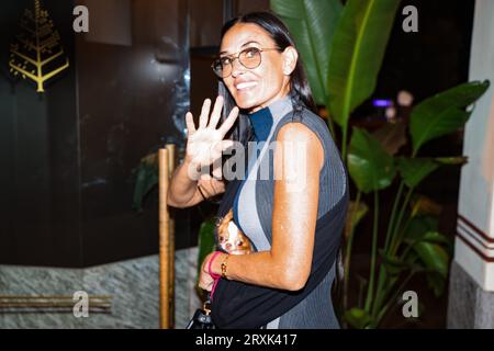 Mailand, Italien. September 2023. Demi Moore wird während der Mailänder Fashion Week Womenswear Frühjahr/Sommer 2024 am 20. September 2023 in Mailand, Italien (Foto: Alessandro Bremec/NurPhoto) gesehen Credit: NurPhoto SRL/Alamy Live News Stockfoto