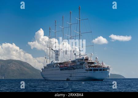 Windsurf-Kreuzfahrtschiff in Dubrovnik, Kroatien Stockfoto