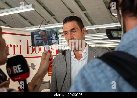 Der italienische Armeegeneral Roberto Vannacci spricht während der Präsentation der zweiten Ausgabe seines umstrittenen Buches „Il mondo al contrario“ vor der Presse. (Foto: Vincenzo Nuzzolese/NurPhoto) Stockfoto