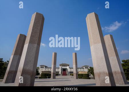 Granit Merit Pillar in a Park, Nordchina Stockfoto