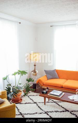 Wohnzimmer im Retro-Stil Stockfoto