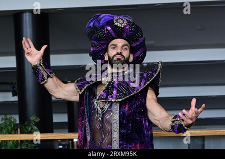 London, Großbritannien. September 2023 26. Fotoruf: Aladdin mit Casts Davood Ghadami in Fairfield Halls, Park ln, Croydon. Kredit: Siehe Li/Picture Capital/Alamy Live News Stockfoto