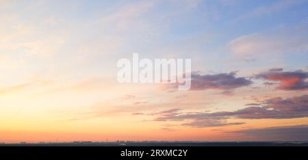 Air Power Unleashed: Eine Formation von Angriffsflugzeugen Stockfoto