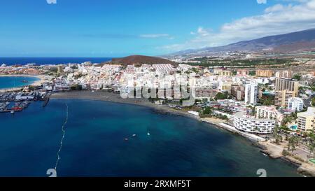 Drone Blick Auf Viele Hotels Auf Der Kanarischen Insel Teneriffa Stockfoto