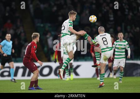 Während des UEFA Europa League-Spiels zwischen Celtic und Red Bull Salzburg im Celtic Park, Parkhead, Glasgow am Donnerstag, den 13. Dezember 2018. (Credit: Mark Fletcher | MI News & Sport Ltd) ©MI News & Sport Ltd Tel: +44 7752 571576 E-Mail: markf@mediaimage.co.uk Adresse: 1 Victoria Grove, Stockton on Tees, TS19 7EL Stockfoto