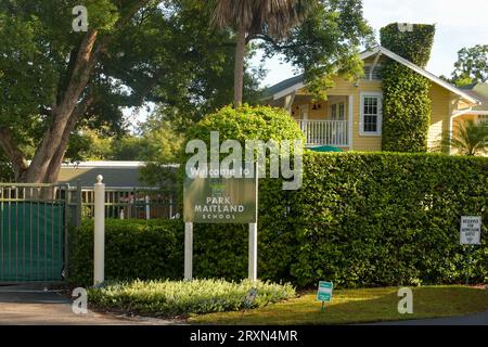 Orlando, FL, USA. September 2023 26. Außenansicht der Park Maitland School im Broward County, nachdem Gouverneur Ron DeSantis am 26. September 2023 „direkte Beziehungen zur Kommunistischen Partei Chinas“ in Orlando, Florida, bezeichnete. Quelle: Dee Cee Carter/Media Punch/Alamy Live News Stockfoto