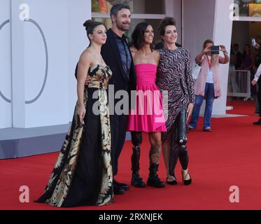 VENEDIG, ITALIEN - 7. SEPTEMBER: Raoul Bova und seine Gäste nehmen am 80. Filmfestival von Venedig am 7. SEPTEMBER 2023 an einem roten Teppich für den Film „Lubo“ Teil Stockfoto