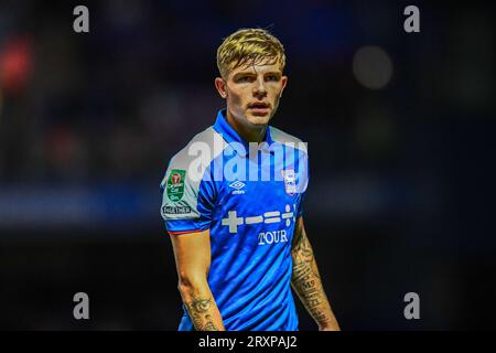 Brandon Williams (18 Ipswich Town) während des Carabao Cup-Spiels in der dritten Runde zwischen Ipswich Town und den Wolverhampton Wanderers in der Portman Road, Ipswich am Dienstag, den 26. September 2023. (Foto: Kevin Hodgson | MI News) Credit: MI News & Sport /Alamy Live News Stockfoto