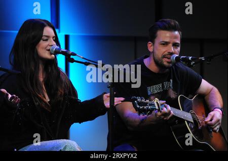 Liverpool, Großbritannien. September 26. Don Amero, Jess Moskaluke und Five Roses treten im Rahmen der apologetisch kanadischen Veranstaltung im Music Room der Liverpool Philharmonic auf. Quelle: David Bronstein/Alamy Live News Stockfoto