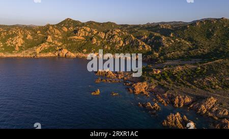 Li Cossi Strand in Costa Paradiso auf Sardinien, Italien. Stockfoto