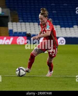 Cardiff, Großbritannien, 26. September 2023 Rachel Rowe (Wales) kontrolliert den Ball während der UEFA Women's Nations League Wales gegen Dänemark im Cardiff City Stadium Cardiff Vereinigtes Königreich am 26 2023. September Graham Glendinning / Alamy Live News Endstand: 1 - 5 Stockfoto