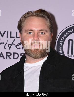 Nashville, USA. September 2023 26. Ernest, der bei den Nashville Songwriter Awards 2023 im Ryman Auditorium am 26. September 2023 in Nashville, TN, ankommt. © Tammie Arroyo/AFF-USA.com Credit: AFF/Alamy Live News Stockfoto