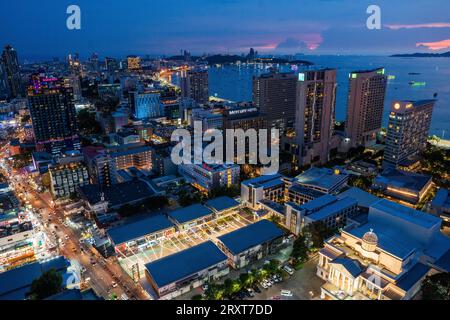 Sehen Sie die Stadt und die Gebäude von Pattaya District Chonburi in Thailand Asien Stockfoto