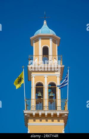 Ansicht der Kirche Agios Spiridon in Argostoli, Hauptstadt von Cephalonia, Argostolion, Kefalonia, Ionische Inseln, Griechische Inseln, Griechenland, Europa Stockfoto