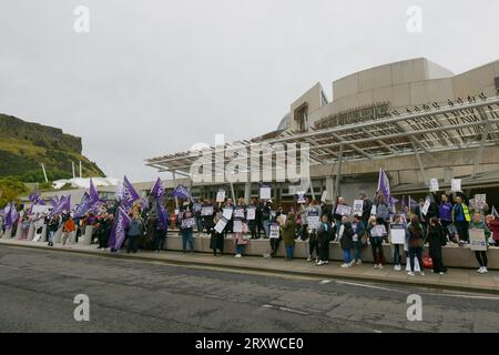 Edinburgh Scotland, UK, 27. September 2023. UNISON-Rallye vor dem schottischen Parlament. Credit sst/Alamy Live-Nachrichten Stockfoto