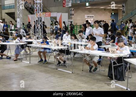 23. September 2023, Chiba, Japan: Children lauschen einem Moderator eines Sound Design Workshops für Kinder in der Familien- und Kinderecke auf der Tokyo Game Show 2023 in Makuhari Messe. (Bild: © Stanislav Kogiku/SOPA Images via ZUMA Press Wire) NUR REDAKTIONELLE VERWENDUNG! Nicht für kommerzielle ZWECKE! Stockfoto