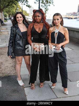 Elle Mulvaney, Channique Sterling-Brown und Charlotte Jordan nahmen an den Inside Soap Awards 2023 in Salsa Teil! In London Stockfoto