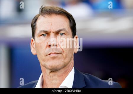 Rudi Garcia, Cheftrainer des SSC Napoli, schaut am 24. September im Stadio Renato Dall’Ara auf das Spiel der Serie A Tim zwischen Bologna FC und SSC Napoli Stockfoto