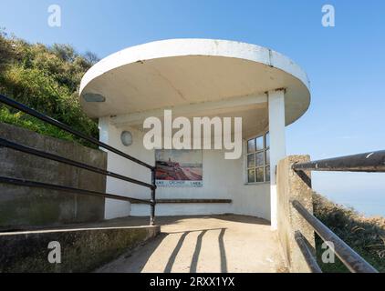 Art Deco Shelters, Cromer, Norfolk, England, Großbritannien, Europa Stockfoto