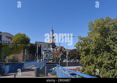 Die Saarländische Landeshauptstadt Saarbrücken am Donnerstag 7,9.2023. Im Bild: Blick über die Alte Brücke zur Schlosskirche *** die saarländische Landeshauptstadt Saarbrücken am Donnerstag, den 7. 9. 2023 im Bild Blick über die Alte Brücke zum Burgkirchenkubus Stockfoto