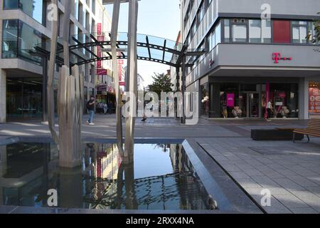 Die Saarländische Landeshauptstadt Saarbrücken am Donnerstag 7,9.2023. Im Bild: Die Bahnhofstraße *** die saarländische Landeshauptstadt Saarbrücken am Donnerstag, den 7. 9. 2023 im Bild die Bahnhofstraße Bub Stockfoto