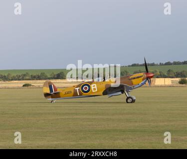 Supermarine Spitfire Mk.Vc JG891 bei der Battle of Britain Air Show 2023 auf der IWM Duxford Stockfoto