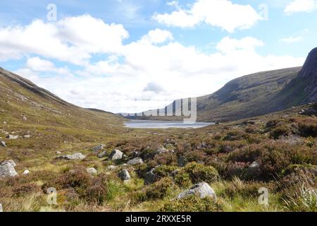 Alt an Dubh Loch, White Mounth, Balmoral Estate, Scottish Highlands, Großbritannien Stockfoto