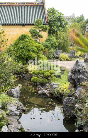 Garten in der kaiserlichen Stadt Huế, Vietnam Stockfoto