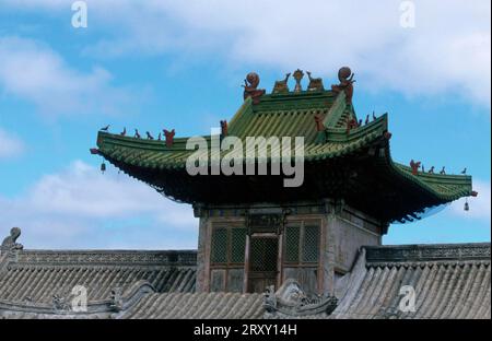 Winterpalast von Bogd Khaan, Dach des Tempels der Seidenstickerei, Ulaan Baatar, Mongolei Stockfoto