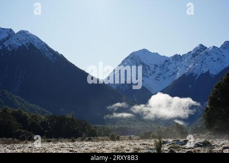 Eglinton Valley entlang der Milford Road, Southland, Neuseeland Stockfoto