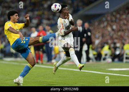 MADRID, SPANIEN - SEPTEMBER 27: Vinicius jr von Real Madrid während des Spiels La liga 2023/24 zwischen Real Madrid und Las Palmas im Santiago Bernabeu Stadion. (Foto: Guille Martinez/AFLO) Stockfoto