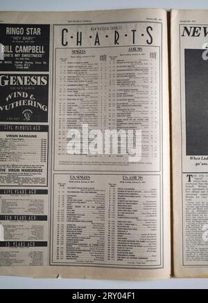 Pop Charts in der 1970er-Ausgabe des NME New Musical Express Music Paper Stockfoto