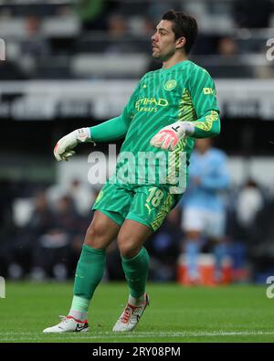 Manchester City Stefan Ortega während des Carabao Cup-Spiels in der dritten Runde zwischen Newcastle United und Manchester City in St. James's Park, Newcastle am Mittwoch, den 27. September 2023. (Foto: Mark Fletcher | MI News) Stockfoto