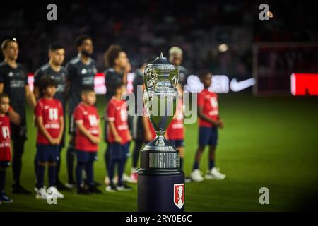 Fort Lauderdale, FL, USA. 27. September 2023, Vorspiel-Präsentation Inter Miami CF gegen Houston Dynamo, Finale des U.S. Open Cup im DRV PNK Stadium. Fort Lauderdale, FL, USA. 27. September 2023. Quelle: Jaroslav Sabitov/YES Market Media/Alamy Live News Stockfoto