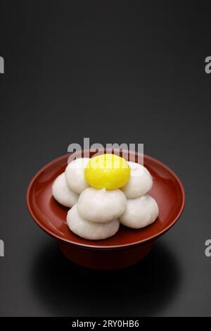 Tsukimi Dango, traditionelle japanische Reisknödel für Mondbeobachtungen Stockfoto