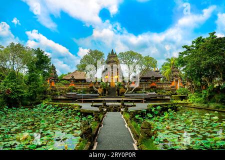 Pura Taman Saraswati Tempel. Ubud. Bali. Indonesien. Stockfoto