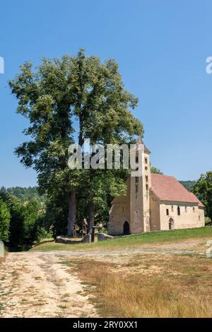 Sarlos Boldogasszony römisch-katholische Kirche in Manfa, Ungarn Stockfoto