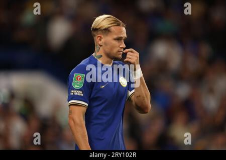 Mykhailo Mudryk (C) beim Spiel Chelsea gegen Brighton und Hove Albion EFL Carabao Cup in Stamford Bridge, London, UK am 27. September 2023. Stockfoto