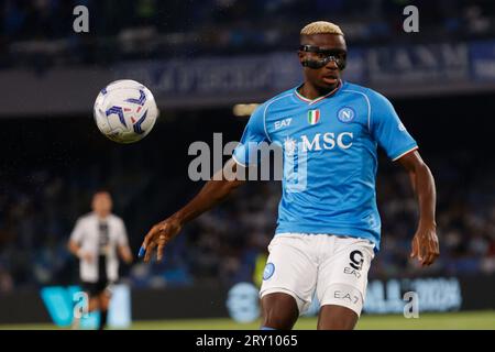 27. September 2023, Neapel, Kampanien, Italien: Victor Osimhen von Neapel während des Fußballspiels Der Serie A SSC Napoli - Udinese Calcio, Stadio Maradona Neapel, Italien. (Bild: © Ciro de Luca/ZUMA Press Wire) NUR REDAKTIONELLE VERWENDUNG! Nicht für kommerzielle ZWECKE! Stockfoto