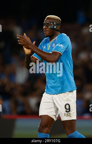 27. September 2023, Neapel, Kampanien, Italien: Victor Osimhen von Neapel während des Fußballspiels Der Serie A SSC Napoli - Udinese Calcio, Stadio Maradona Neapel, Italien. (Bild: © Ciro de Luca/ZUMA Press Wire) NUR REDAKTIONELLE VERWENDUNG! Nicht für kommerzielle ZWECKE! Stockfoto