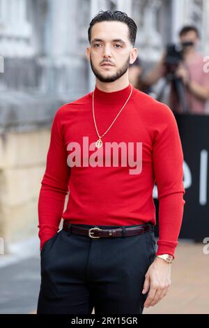 Anton Alvarez alias C Tangana kommt während des 71. San Sebastian International Film Festivals in Donostia im Maria Cristina Hotel an. Stockfoto