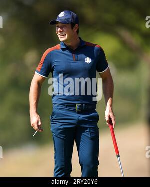 Team Europe Viktor Hovland während einer Übungsrunde im Marco Simone Golf and Country Club in Rom, Italien, vor dem Ryder Cup 2023. Bilddatum: Donnerstag, 28. September 2023. Stockfoto